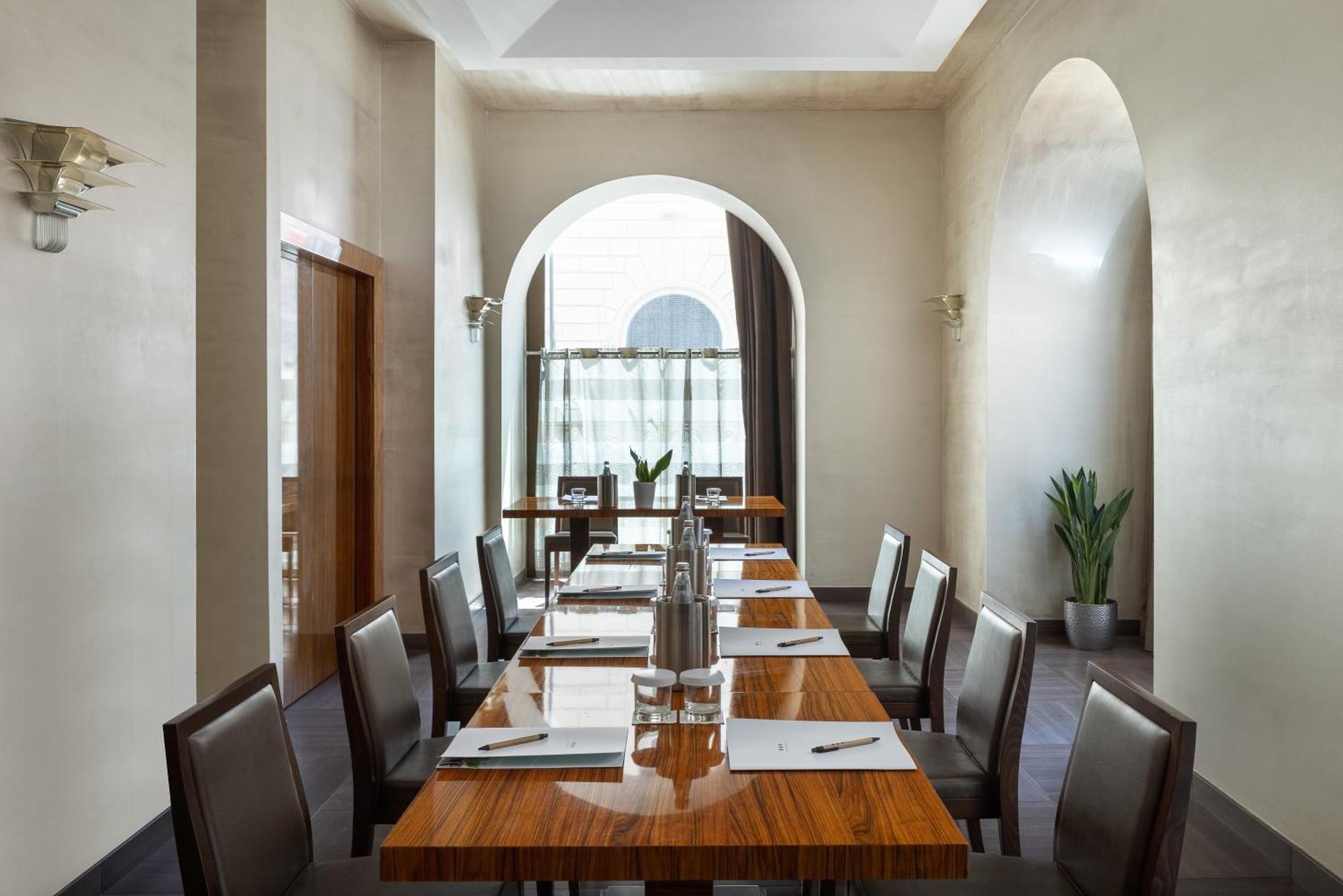 Una Hotels Deco Roma — Photos 1