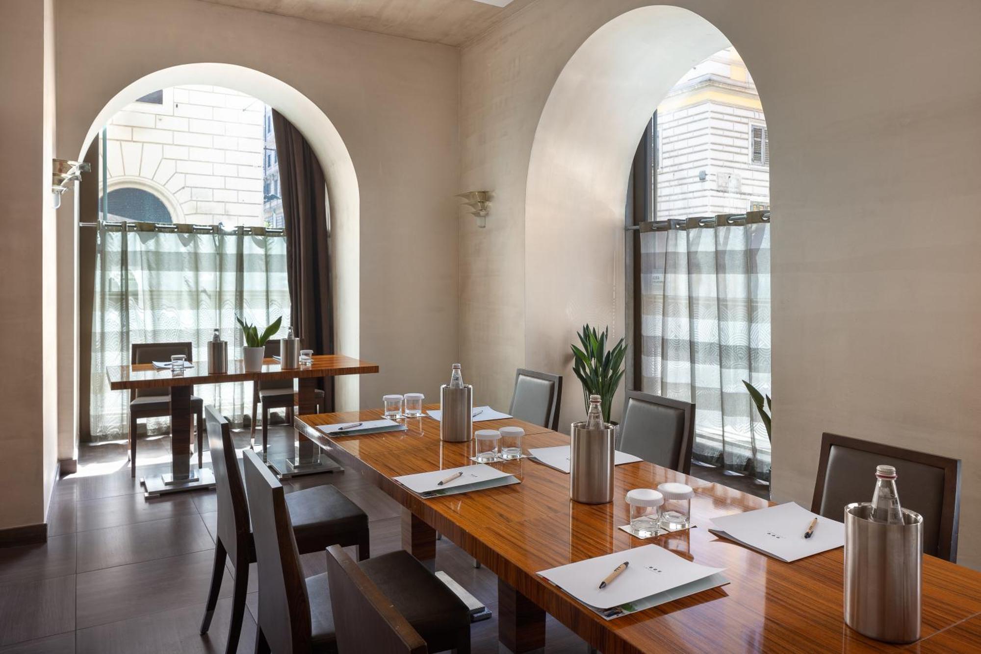 Una Hotels Deco Roma — Photos 2